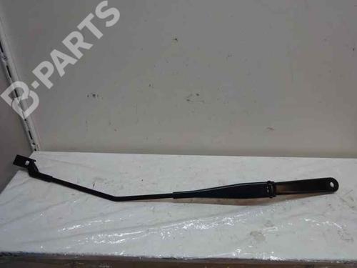 Used Front windshield wiper arm FORD FIESTA VI (CB1, CCN) 1.5 TDCi (75 hp) 3469259