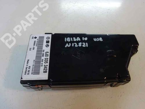 Used Electronic module SEAT IBIZA IV (6J5, 6P1) 1.6 TDI (90 hp) 2837418