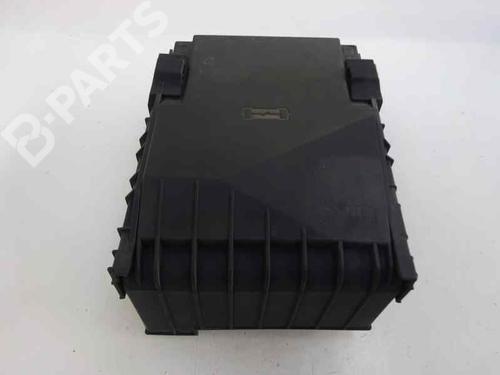 Used Fuse box VW GOLF V (1K1) 1.9 TDI (105 hp) 3120505