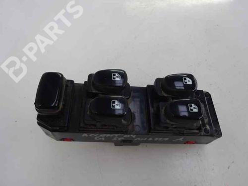 Used Left front window switch HYUNDAI ACCENT II (LC) 1.5 CRDi (82 hp) 3123891
