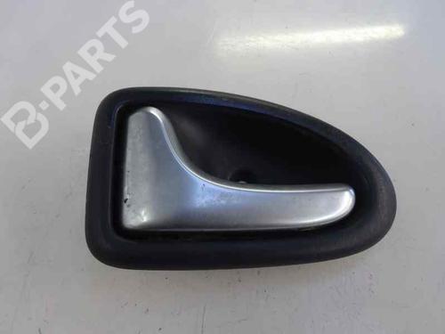 Used Front left interior door handle RENAULT MEGANE I (BA0/1_) 1.9 dTi (BA1U) (80 hp) 3213632