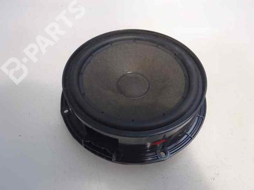 Used Radio SEAT LEON (1P1) 1.4 TSI (125 hp) 3185039