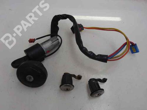 Clé de contact CITROËN XSARA (N1) 2.0 HDi 109 (109 hp) 3174881