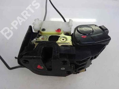 Used Front left lock HYUNDAI ELANTRA III (XD) 2.0 CRDi (113 hp) 3186793