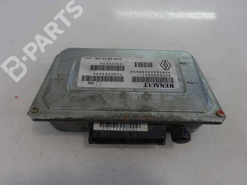 Used Gearbox control unit RENAULT LAGUNA II Grandtour (KG0/1_) [2001-2007]  3271637