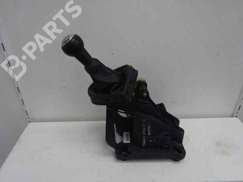 Used Manual gearbox selector Manual gearbox selector PEUGEOT 308 I (4A_, 4C_) 1.4 16V (98 hp) 7438848 7438848
