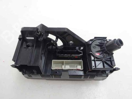 AC Styreenhet / Manøvreringsenhet VW GOLF V (1K1) 1.4 16V (75 hp) 4596191