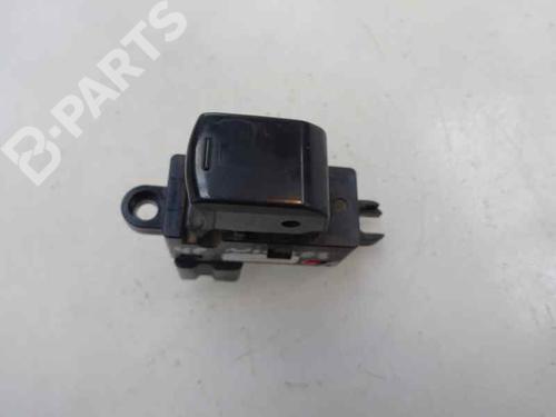 Used Right rear window switch NISSAN NAVARA NP300 (D40) [2004-2025]  4695467