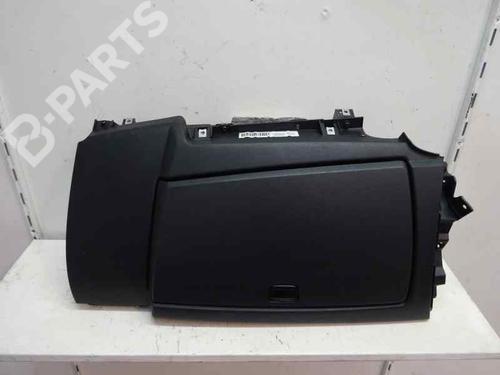 Używane Schowek pasażera BMW 1 (E87) 118 d (122 hp) 4706632