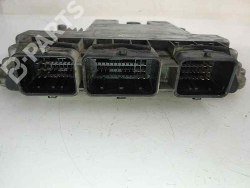 Used Engine control unit (ECU) RENAULT SCÉNIC II (JM0/1_) 1.9 dCi (JM0G, JM12, JM1G, JM2C) (120 hp) 4907717