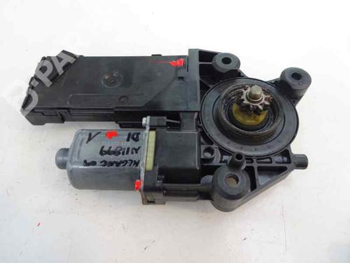 Used Left front window motor RENAULT MEGANE III Hatchback (BZ0/1_, B3_) 1.5 dCi (106 hp) 5070914