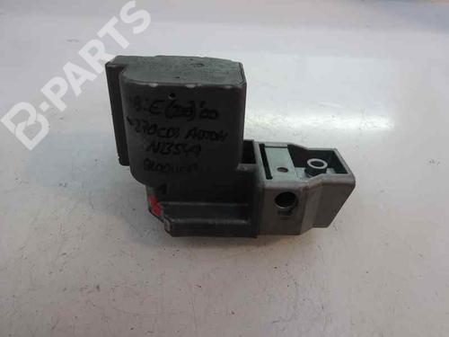 Ignition barrel MERCEDES-BENZ E-CLASS (W210) E 270 CDI (210.016) (170 hp) 5102968