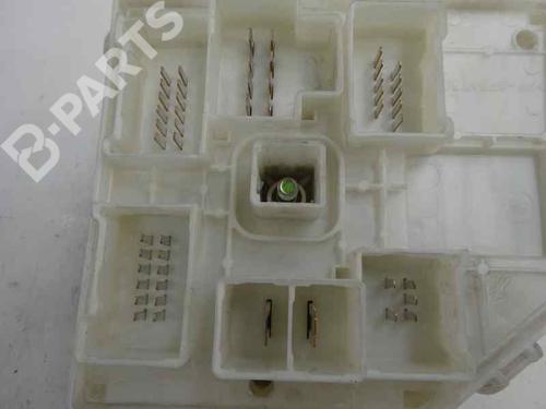 Fuse box TOYOTA RAV 4 II (_A2_)  | BP5600327E1 