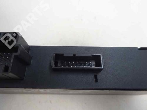 Used Electronic module BMW 1 (E81) 118 d (143 hp) 5613944