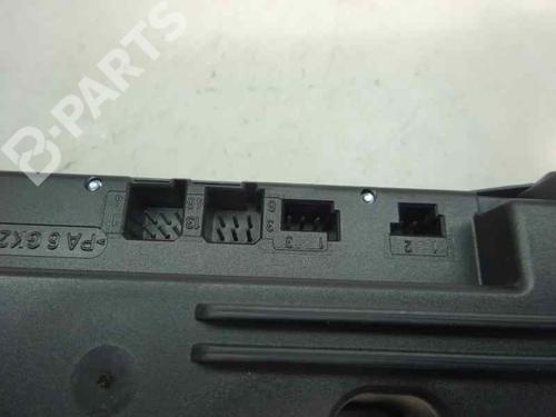 Used Warning switch MERCEDES-BENZ C-CLASS (W203) C 270 CDI (203.016) (170 hp) 5793854