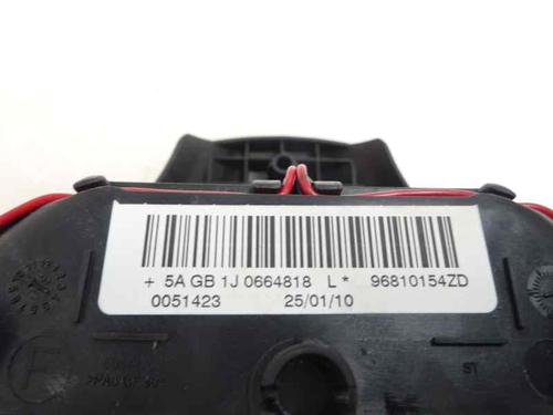 Used Driver airbag PEUGEOT 308 I (4A_, 4C_) 1.6 HDi (90 hp) 5829521