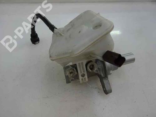 Hovedbremsesylinder PEUGEOT 308 I (4A_, 4C_) 1.6 HDi (90 hp) 5834309