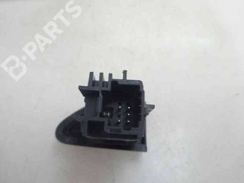 Alarmlicht Schakelaar RENAULT CLIO IV (BH_) 1.5 dCi 90 (90 hp) 6164539