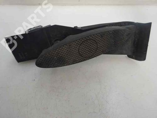 Used Pedal MINI MINI (R50, R53) One (90 hp) 6250084