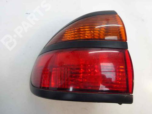 Used Left taillight RENAULT LAGUNA I (B56_, 556_) 1.6 16V (B568, B561) (107 hp) 6523078