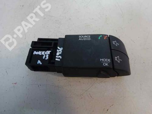 Kombi Kontakt / Stilkkontakt DACIA DOKKER MPV (KE_) 1.5 Blue dCi 95 (KEJL) (95 hp) 6558997