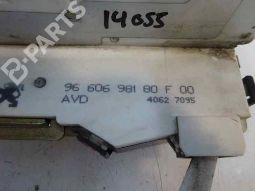 Used Front right lock PEUGEOT 407 (6D_) 2.0 HDi 135 (6DRHRH, 6DRHRE, 6DRHRG, 6DRHRJ) (136 hp) 6565135