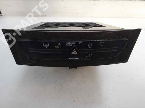 Used Radio MERCEDES-BENZ E-CLASS (W211) [2002-2009]  6791117