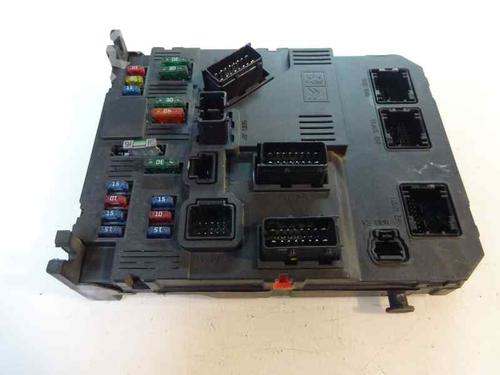 Used Fuse box PEUGEOT 206 Hatchback (2A/C) [1998-2012]  6810588