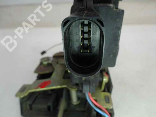 Used Front right lock VW PASSAT B5 (3B2) 1.9 TDI (115 hp) 6946182