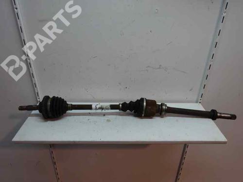 Aandrijfas rechts voor PEUGEOT 206+ (2L_, 2M_) 1.1 (60 hp) 7003284