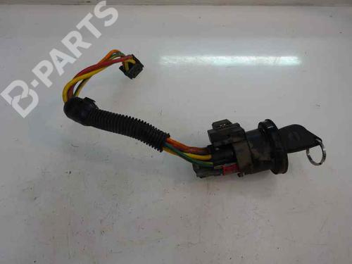 Used Ignition barrel RENAULT MEGANE I Classic (LA0/1_) 1.6 e (LA0F, LA0S) (90 hp) 7054457