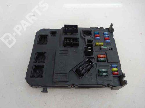 Used Fuse box CITROËN XSARA PICASSO (N68) 1.6 HDi (109 hp) 7225342