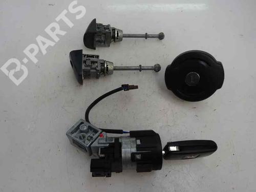 Used Ignition barrel Ignition barrel PEUGEOT 3008 I MPV (0U_) 1.6 HDi (112 hp) 7225369 7225369