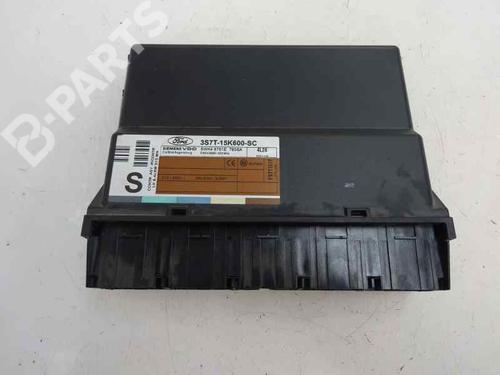 Used Control unit FORD MONDEO III (B5Y) 2.0 16V TDDi / TDCi (115 hp) 7244798