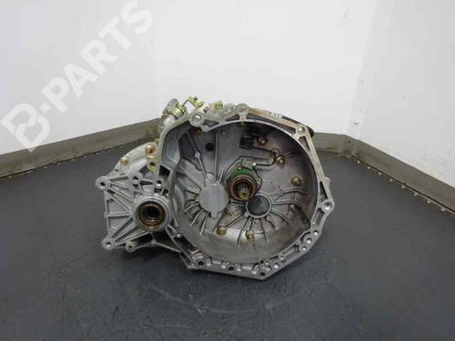 Używane Skrzynia biegów OPEL ZAFIRA A MPV (T98) 2.0 DTI 16V (F75) (101 hp) 7294154