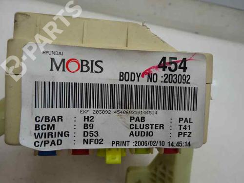 Fuse box HYUNDAI SONATA V (NF) 2.4 | BP7530974E1 