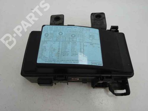 Used Fuse box HYUNDAI SONATA V (NF) 2.4 (162 hp) 7530975