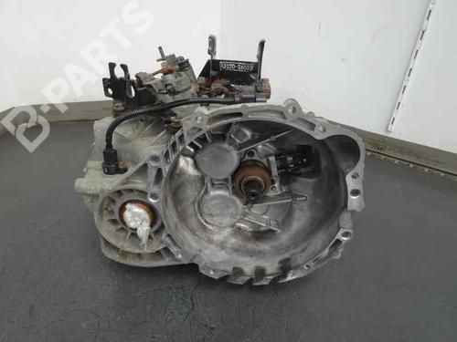 Gearbox HYUNDAI SONATA V (NF) 2.4 S801/015858 | 2008 | 59