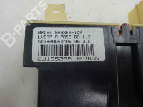 Right front window motor PEUGEOT 307 SW (3H) 1.6 HDI 110 | BP7705568E20 