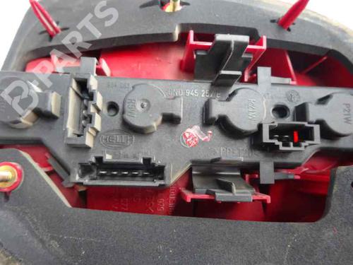 Left taillight VW POLO (6N2)  | BP7761538C34 