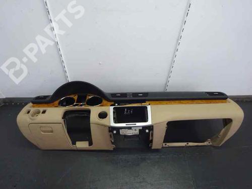 Instrumentbræt VW PASSAT B6 Variant (3C5) 2.0 TDI 16V (140 hp) 7769931