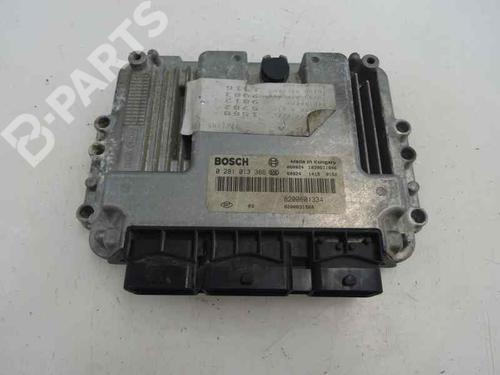 Used Engine control unit (ECU) RENAULT SCÉNIC II (JM0/1_) [2003-2010]  7791459