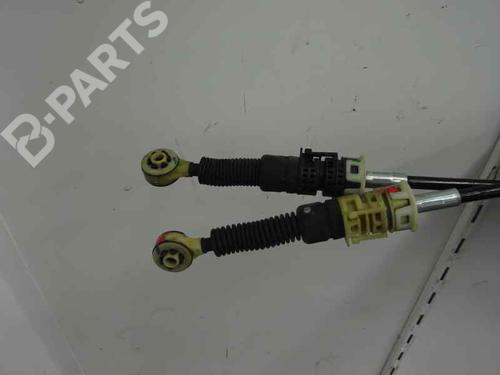 Used Gear lever RENAULT CLIO IV (BH_) 1.5 dCi 90 (90 hp) 7829735