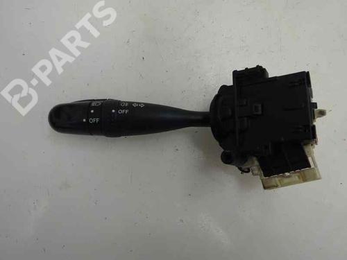 Used Headlight switch TOYOTA COROLLA (_E12_) 1.4 D (NDE120_, NDE120R) (90 hp) 8081963