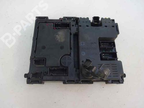 Used Fuse box PEUGEOT 206 Hatchback (2A/C) 2.0 HDI 90 (90 hp) 8083317