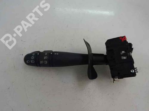 Used Headlight switch RENAULT CLIO II (BB_, CB_) 1.2 16V (BB05, BB0W, BB11, BB27, BB2T, BB2U, BB2V, CB05,... (75 hp) 8104993