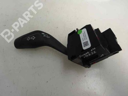 Used Steering column stalk FORD FOCUS III [2010-2020]  8124903