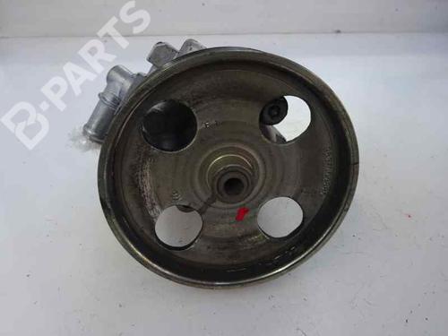 Used Steering pump PEUGEOT 406 (8B) [1995-2005]  8151087