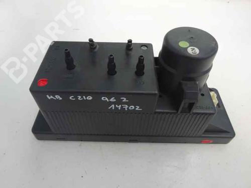 Used Electronic module MERCEDES-BENZ E-CLASS (W210) E 300 D (210.020) (136 hp) 8271192