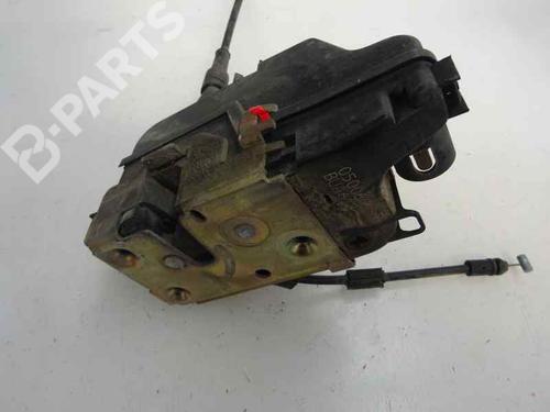 Used Front right lock NISSAN PRIMERA (P12) 2.2 Di (126 hp) 8275882